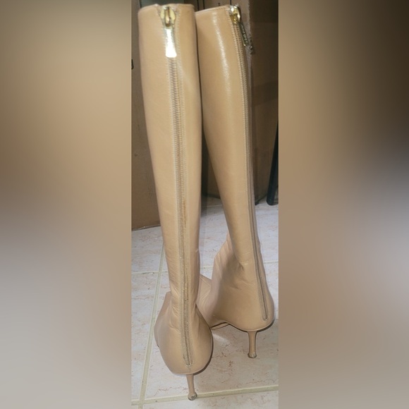 Jimmy Choo Beige Knee-High Pointed-Toe Leather Boots - Picture 4 of 5